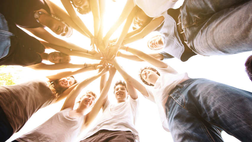 選人：唯才是用，唯德重用